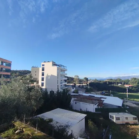 Vila Lama クサミル