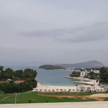 Vila Lama بيت ضيافة كساميل
